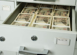 「タンス預金」78兆円…19四半期連続で増加