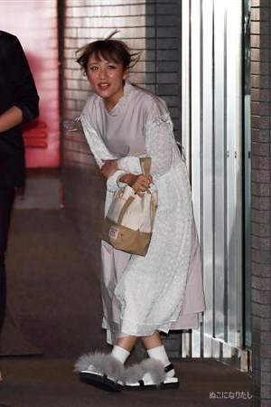 高橋みなみ、私服の断捨離に「欲しい」メンバー殺到