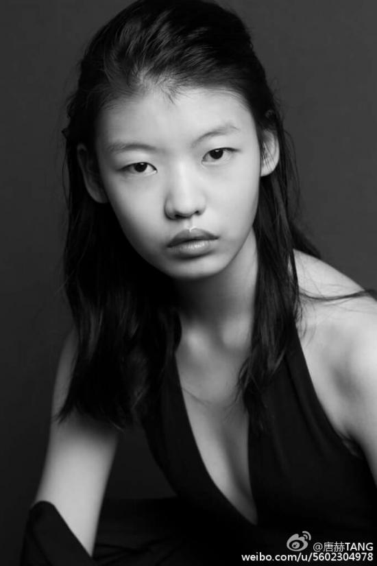 辛辣な反応も…欧米人絶賛のアジアンビューティーは16歳の中国人少女