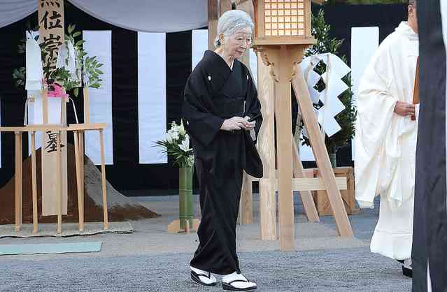 【皇室】皇后さまが急性気管支炎