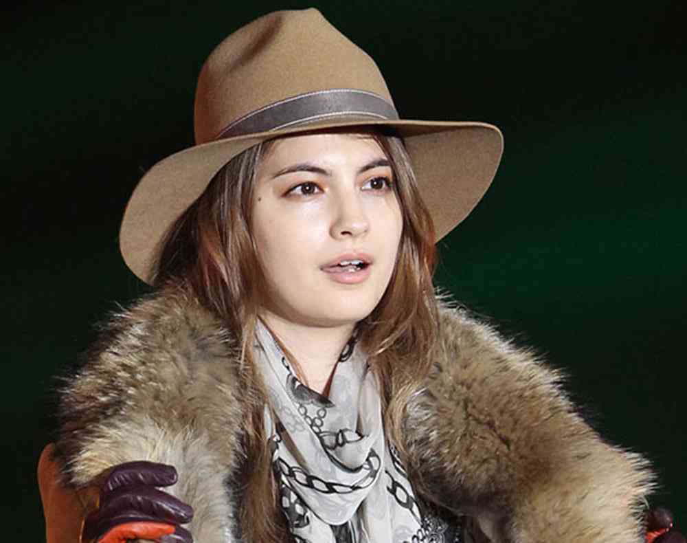 ハイスタ横山と禁断密会のマギー ベッキー不倫と比較する声も （女性自身） - Yahoo!ニュース