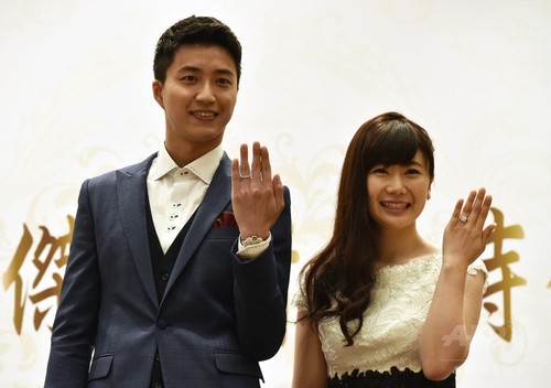 福原愛さんが結婚会見「夫の居場所が私の居場所」
