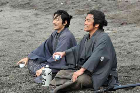 崖っぷち福山雅治 窮余の策は人気ドラマ「ガリレオ」復活
