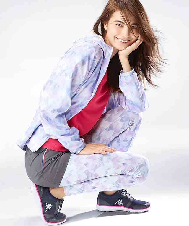  『ルコックスポルティフ』のイメージキャラクターとして  マギーさんを起用 | le coq sportif[ルコックスポルティフ]オフィシャルサイト
