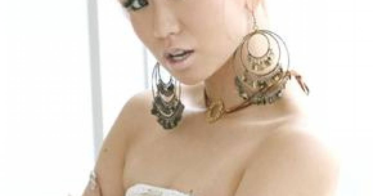 倖田來未がやっぱり劣化していた！！濃いメイクと太った顔で、もはや別人！？先輩浜崎あゆみと同じ道をたどるのか！？｜gozzip