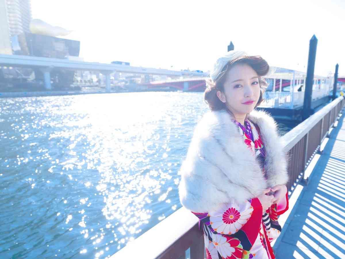 板野友美、着物姿で魅了　“和”のオーラに海外からも称賛届く