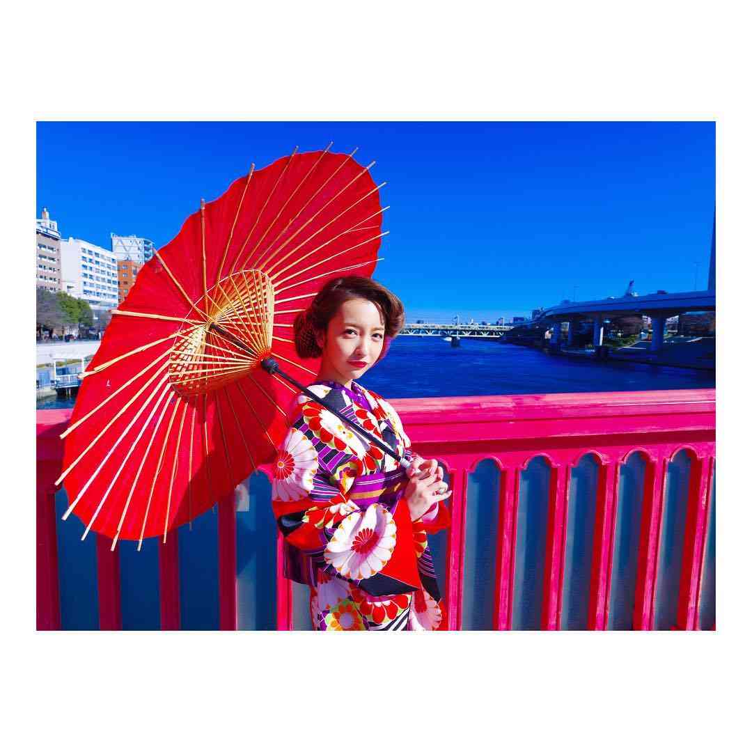 板野友美、着物姿で魅了　“和”のオーラに海外からも称賛届く
