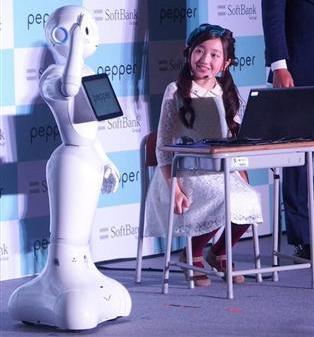 ソフトバンク、「ペッパー」を全国２８２の小中に無償貸与　プログラミング教育の必修化で - SankeiBiz（サンケイビズ）