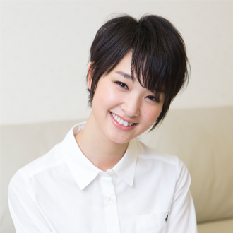 剛力彩芽、藤田ニコル風のコスプレを披露