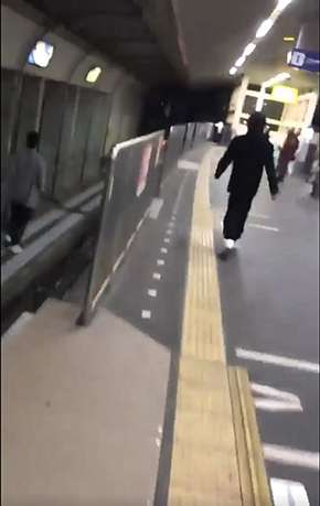 北九州モノレールの線路に中学生が立ち入り　寝そべり・喫煙など動画投稿で炎上