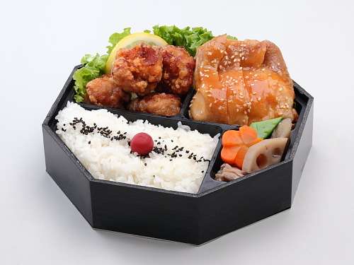 お弁当作りのためストックしている食材