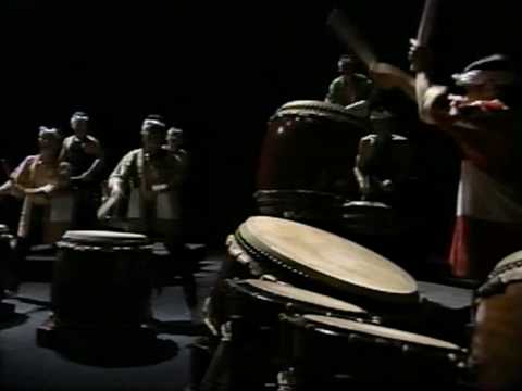 KODO 鼓童　「族」　和太鼓 - YouTube