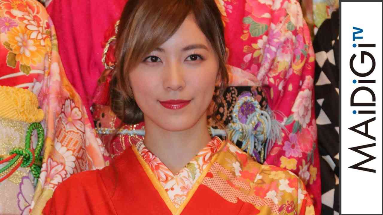松井珠理奈「成人式は通過点」　AKB48グループ32人が振り袖姿で華やかに成人式　AKB48グループ2017年新成人メンバー成人式記念撮影会1 - YouTube