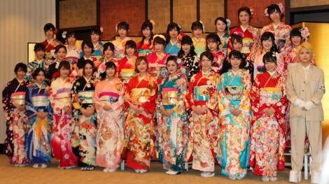 AKB新成人32人、晴れ着姿を披露　松井珠理奈「今を引っ張っている世代」兒玉遥「花咲世代」 | ORICON STYLE