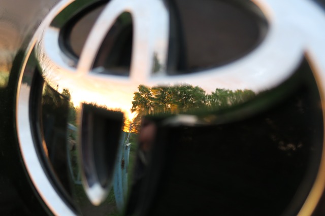 トヨタ自動車が今後5年間で米国に1.16兆円投資すると発表！トランプの影響か | NewShohin