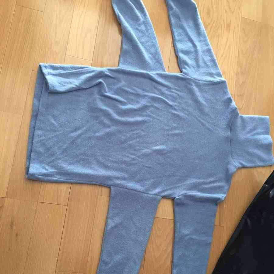 【鬱袋】セシルマクビーの福袋を購入したら袖が4つある、とんでもない服が入っていたと購入者困惑 - NAVER まとめ