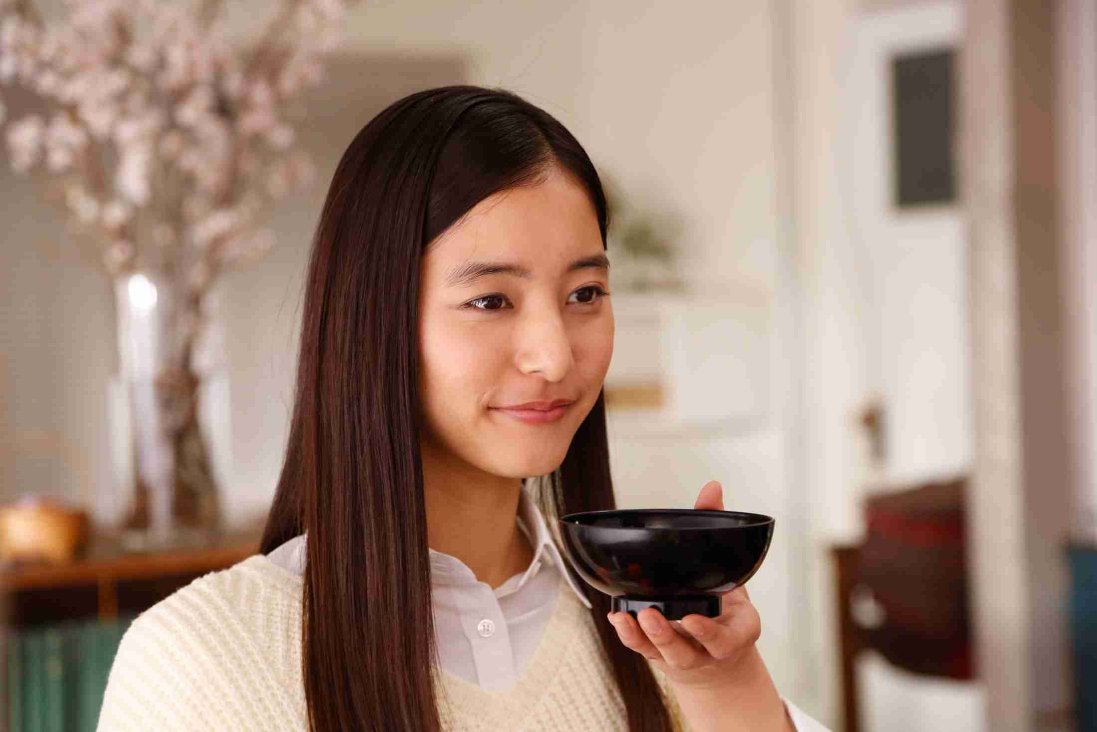 中島裕翔、モテ期は高校1年生「2人の女子の板挟みに」 （シネマトゥデイ） - Yahoo!ニュース