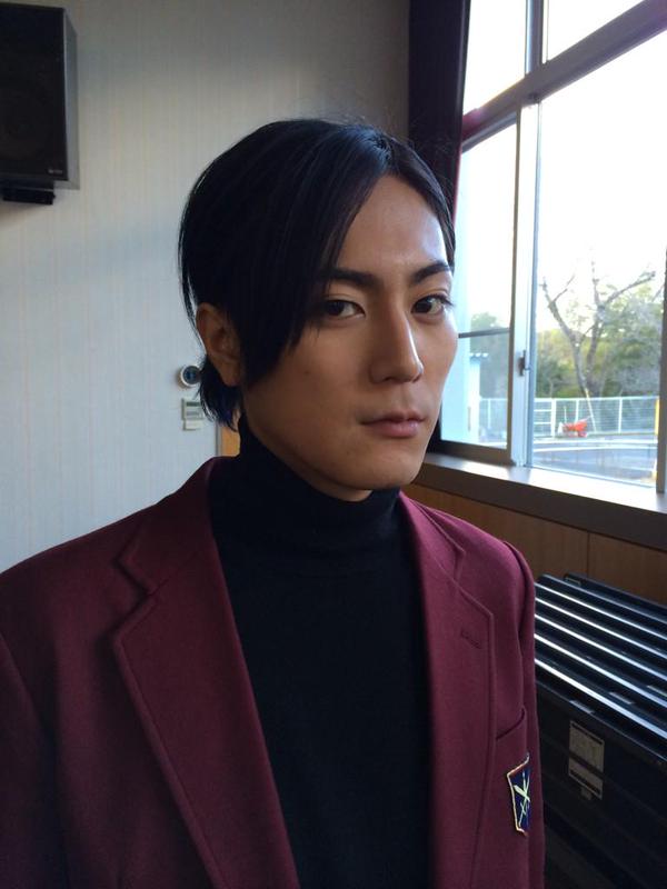 間宮祥太朗、小栗旬との“顔交換”に挑戦!「イケメンは交換してもイケメン」