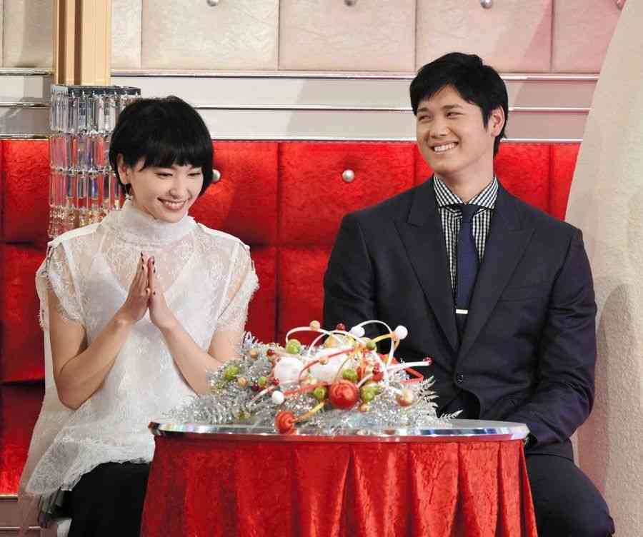 新垣結衣と星野源は「付き合ってる」？設楽統が言いかけた言葉が話題