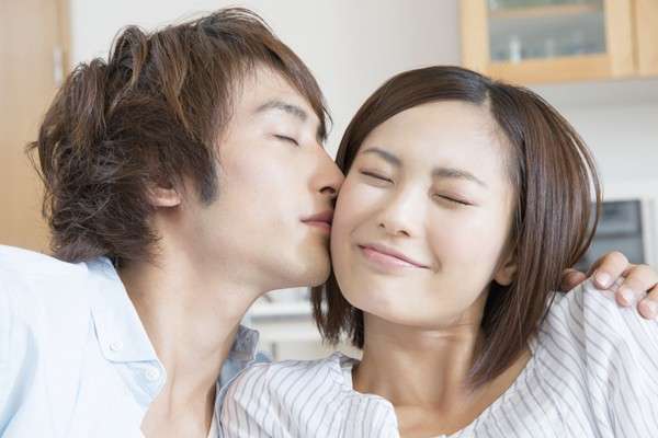 男性が「キスマークをつける理由」・6つ｜「マイナビウーマン」