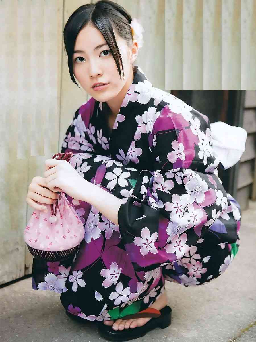 兒玉遥や松井珠理奈　AKB48新成人32人、NMB木下百花は“国鉄制服”