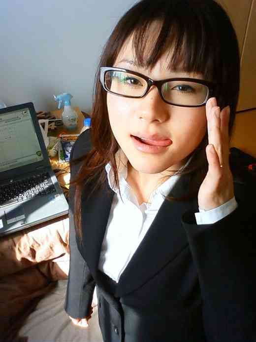 メガネは男性受けが悪い?