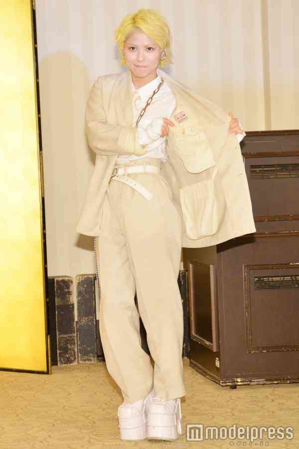 成人式で話題のNMB48木下百花、国鉄服を選んだ理由を明かす