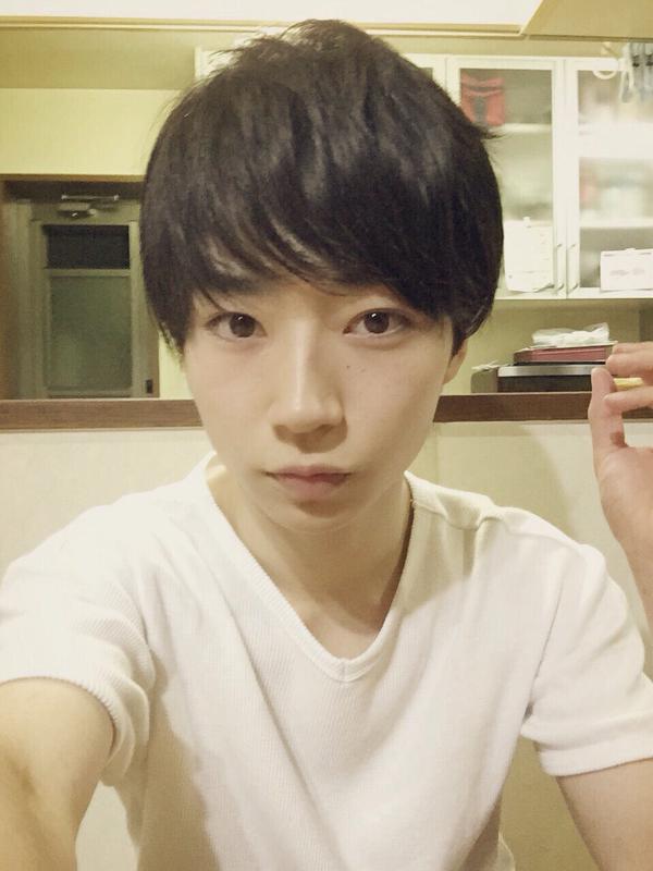 俳優の勧修寺玲旺（かんしゅうじ・れお）、“叔母”後藤真希とそっくり2ショット