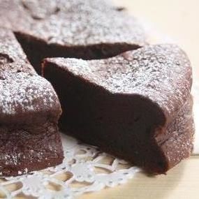 卵とチョコがあれば、ケーキが作れちゃう♡ - NAVER まとめ