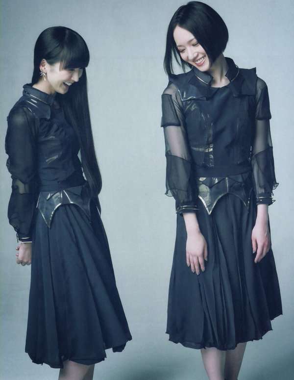 Perfumeが好きな人〜!