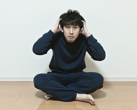 もうフケで悩まない！フケが出る原因と１０の対策！！ | 鳥取遊戯