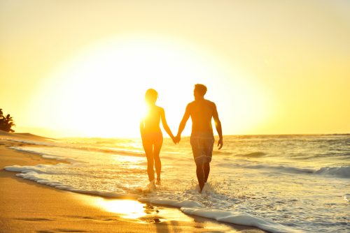 「憧れのベテラン夫婦ランキング」北斗晶夫婦や山口百恵夫妻を抑えて1位になった夫妻とは？