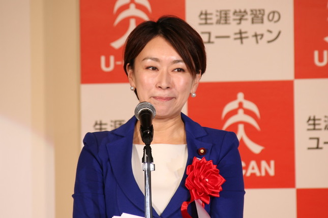 政治的発言で好感度が変動した芸能人