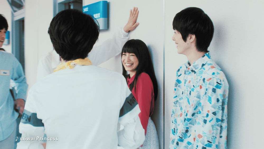 ここ数年でゴツい顔に…miwaの「あざとさ」と「上から目線」にアンチ急増!