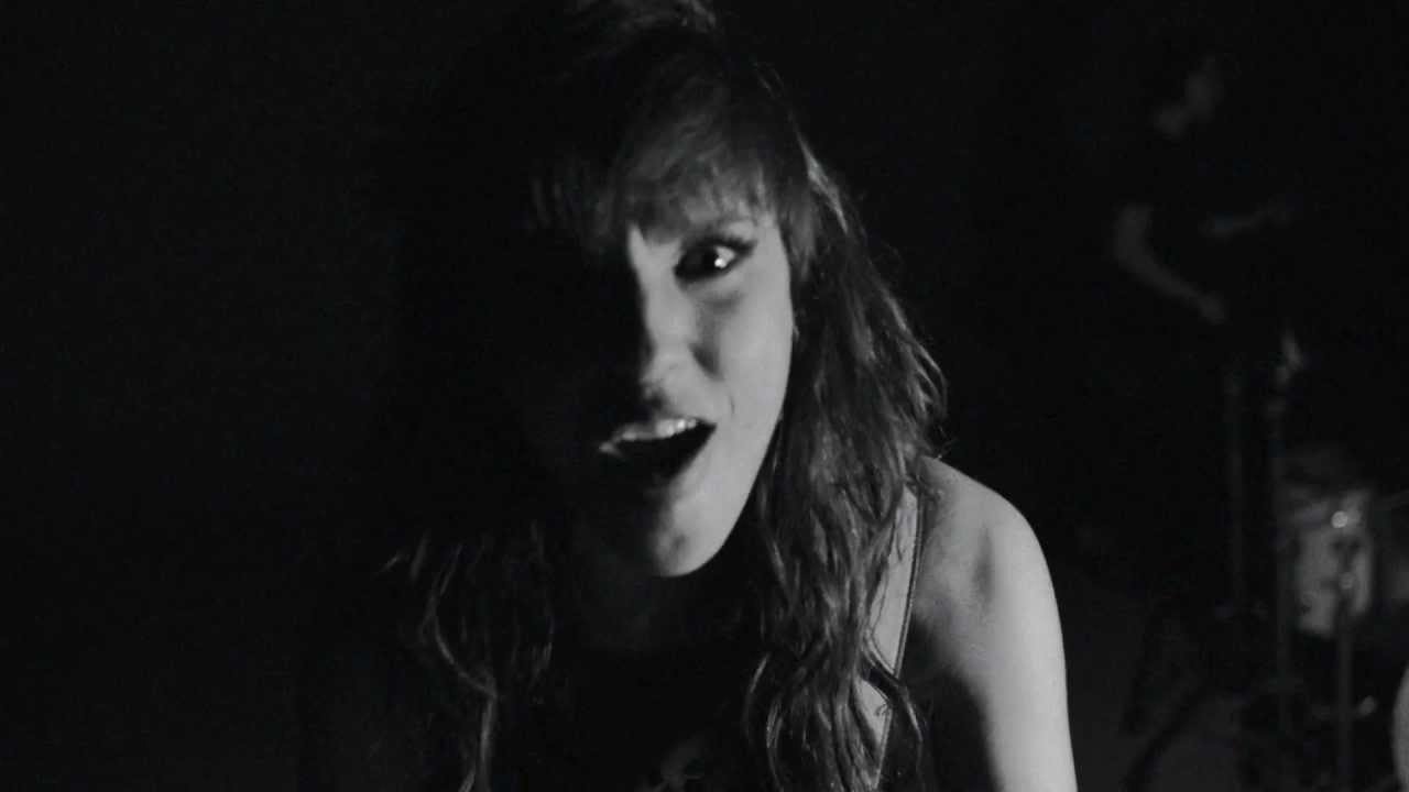 Halestorm - Love Bites (So Do I) [Official Video] - YouTube