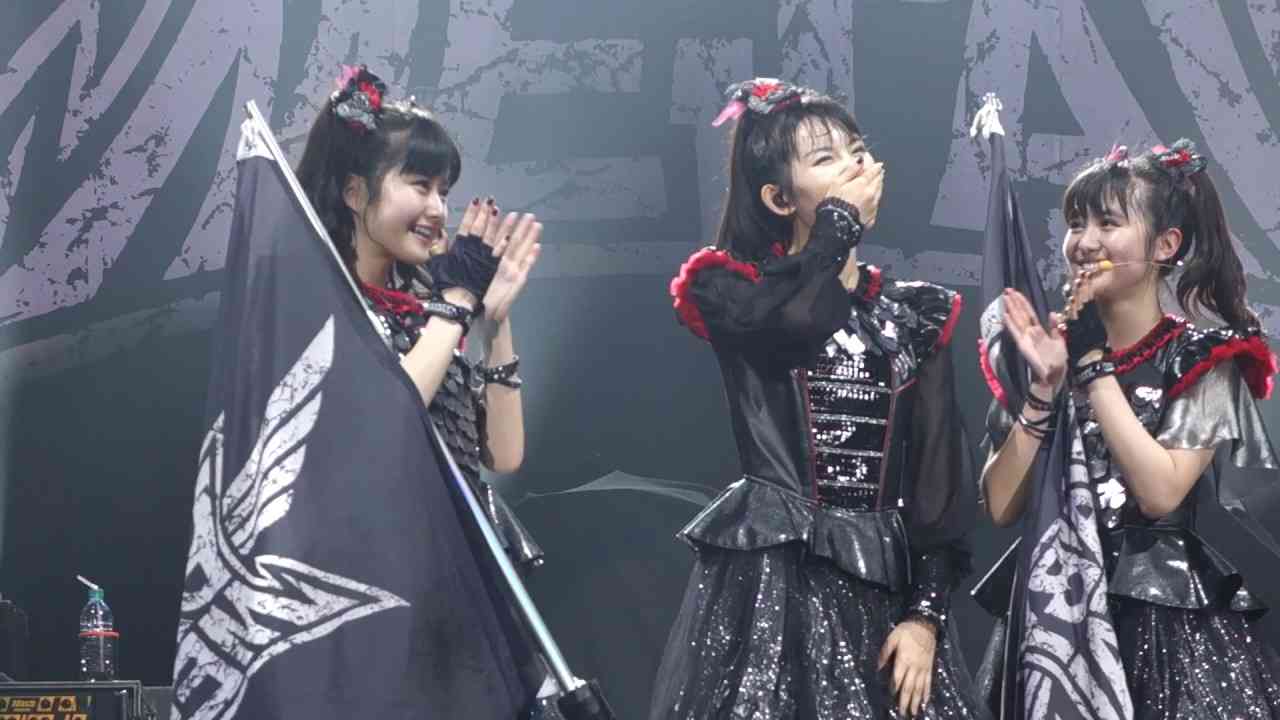 SU-METAL Birthday Party with Chad Metal at The O2 Arena - YouTube