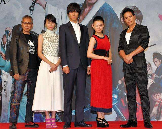 木村拓哉、市原隼人へLINE送るも未読スルー 「一切既読つかない」とショック