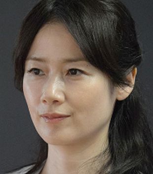 どう見ても年齢より若い芸能人の画像を貼るトピ