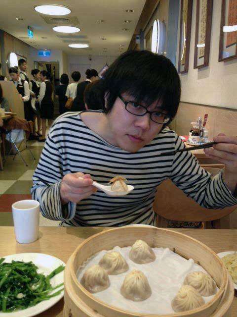 左利きが理由で会社を辞めた男 意外と多い日常生活の苦労 を語る ガールズちゃんねる Girls Channel