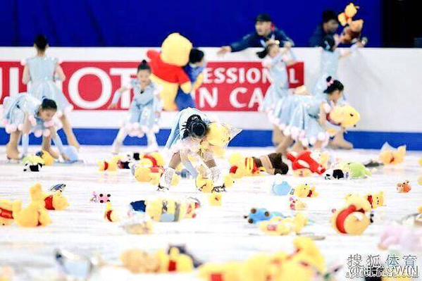 フィギュア観戦ファンの困った行動、かつては松岡修造もマナー違反スレスレの声かけ