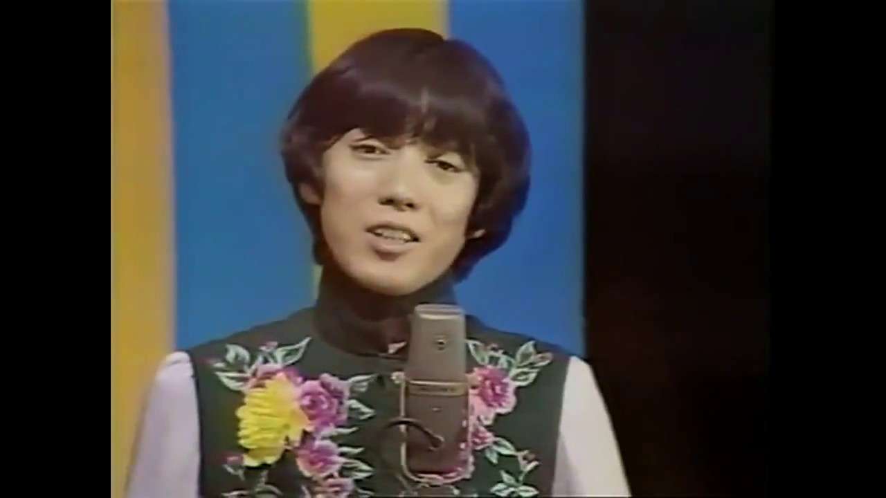 ザ・タイガース 花の首飾り 1968 - YouTube