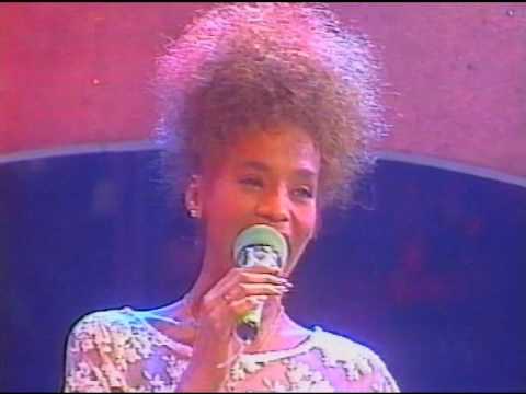 Whitney Houston - All at once - Peters Popshow - 1985 - YouTube