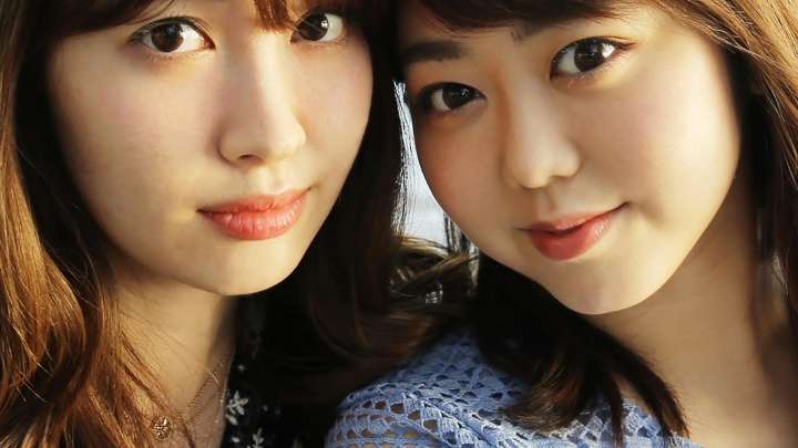 小嶋陽菜、峯岸みなみとハワイへ卒業旅行　人生のヒントを探す