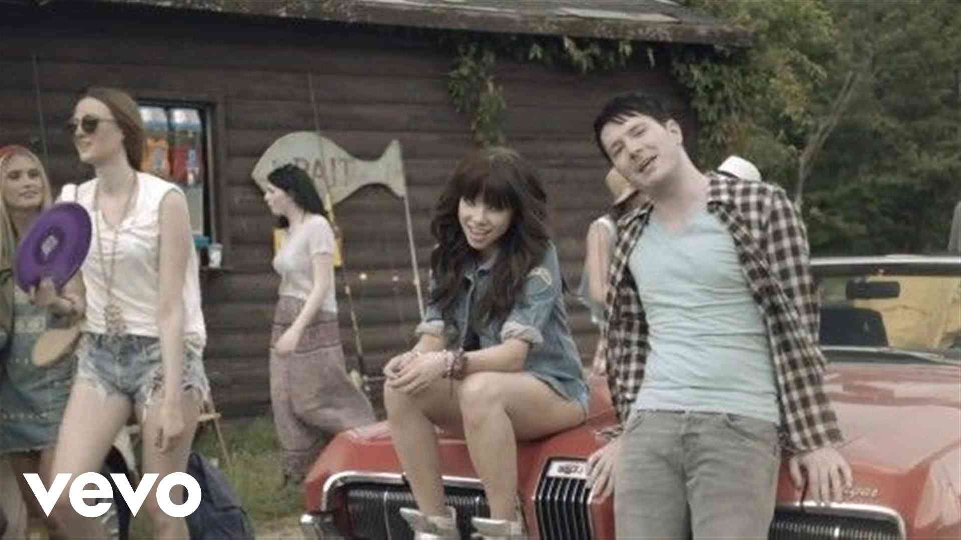 Owl City & Carly Rae Jepsen - Good Time - YouTube
