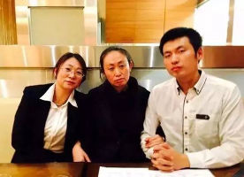 【やっぱり中国共産党】在日中国人アパホテル抗議デモ　主催者は「在日華人圏」トップの俊龍　広報は「吉林共産主義青年団」だと中国人漫画家が暴露（画像） ｜ 保守速報