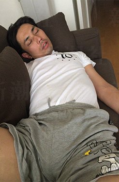 どう見ても年齢より若い芸能人の画像を貼るトピ