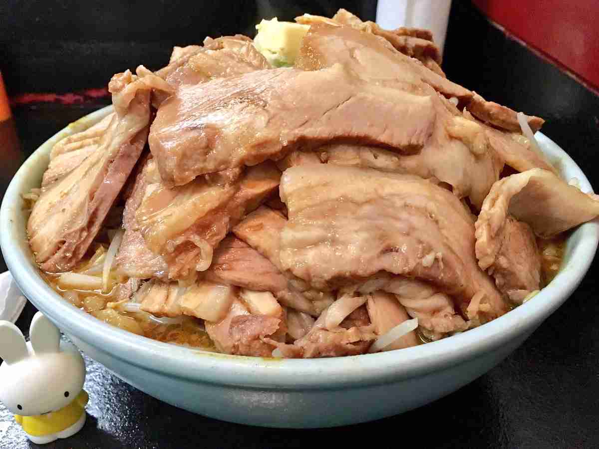 無言で飯テロするトピ