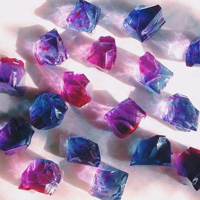 芸術的なお菓子の画像