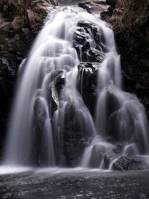 滝の画像で目の保養をするトピ♪