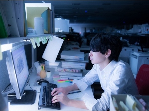 北海道大学の入試の英語「日本の労働の短所と長所を書け」→予備校「長所を書くのが難しすぎる」